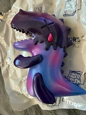 UMASOU!!!!! HEY DOLLS x LITORS WORKS x CQToys Holographic, Iridescent  “ Purple”